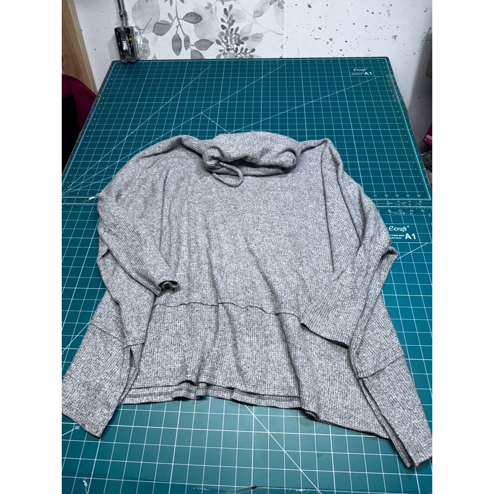 Cherish Womens Grey Waffle Knit Cowl Neck Oversized Sweater Top Large T22447